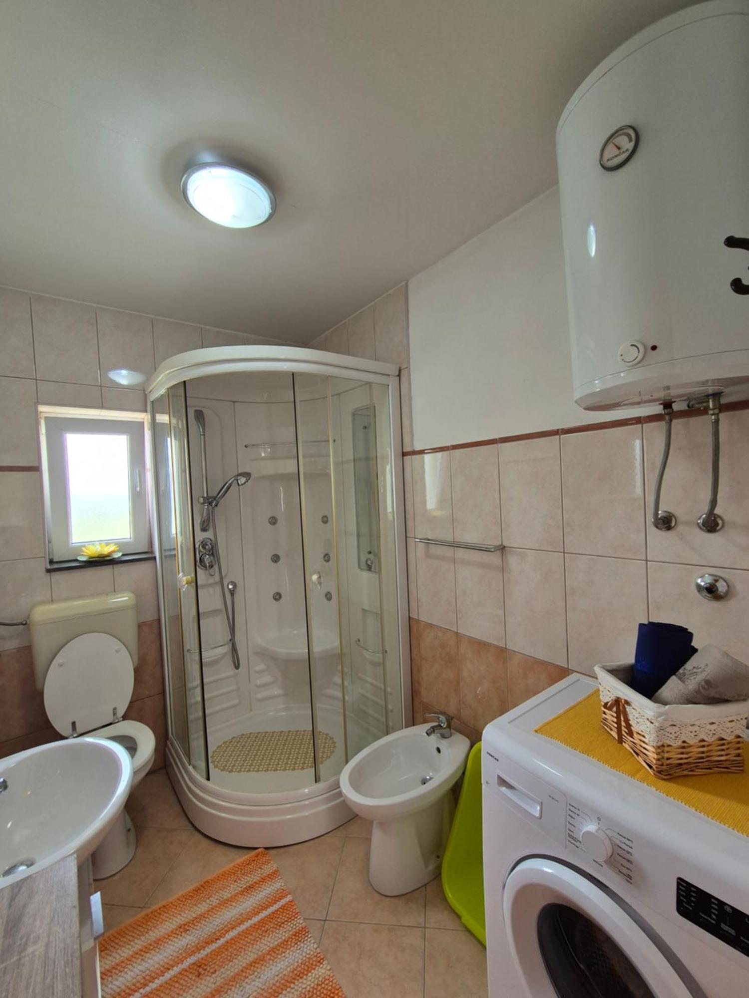 Lucija Apartment Pridraga