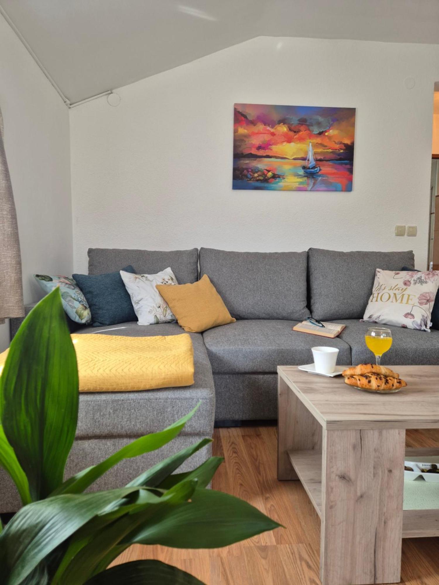 Apartment Lucija Pridraga