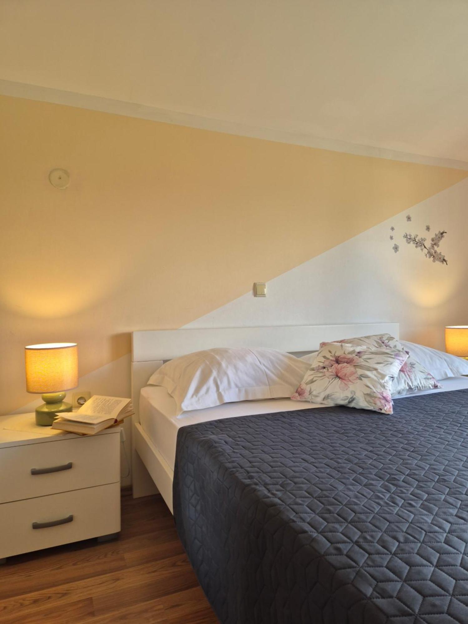 Apartment Lucija Pridraga